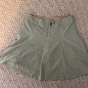 Athleta light green skort